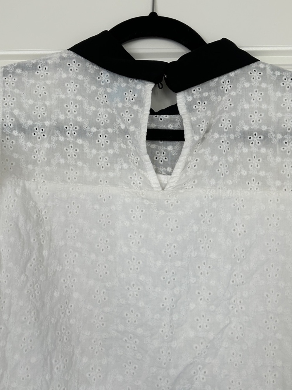 Cece Eyelet Tie-Neck Flutter Sleeve Top - White with Black Collar Bow - Picture 2 of 3